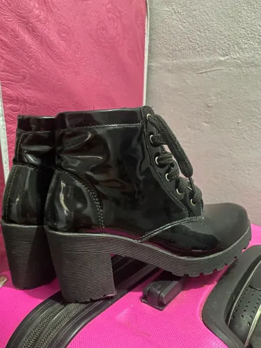 vendo bota usada 1 vez 
