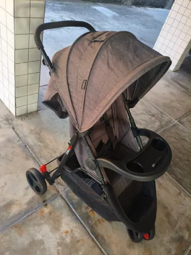 Kit carrinho de bebê, mas bebe conforto.
