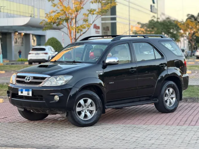 Toyota Hilux SW4 SRV D4-d 4X4 3.0 TDI Dies. AUT 2007