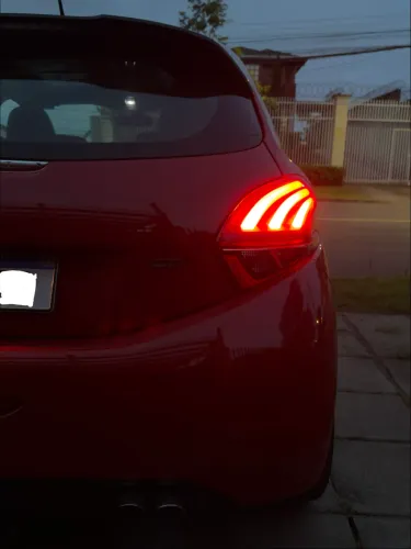 Lanternas Peugeot 208 GTI europeu