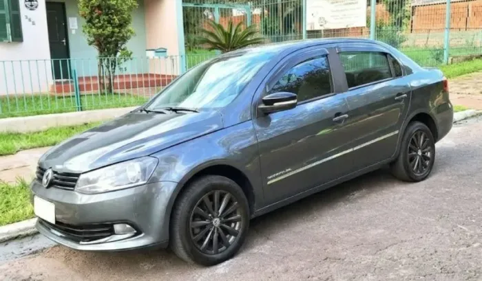 Volkswagen Voyage Comf/highli. 1.6 MI T.flex 8V 4P 2015