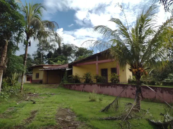 Vende-se casa Residencial Denpasa - Santa Bárbara do Pará - PA