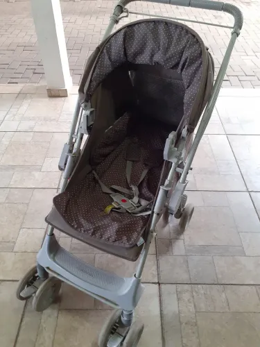 Vendo Carrinho de bebê, Galzerano Unisex acompanha bebê conforto