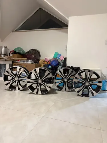 JOGO DE RODA ARO 18 ORIGINAL MERCEDEZ CLA 200