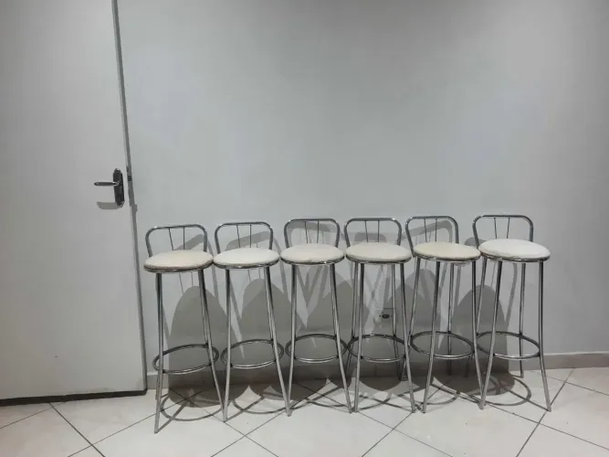 Banquinho/Banqueta