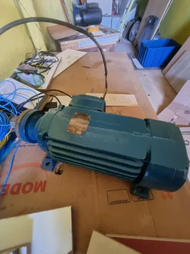 Motor 5 Cavalos WEG 220/380