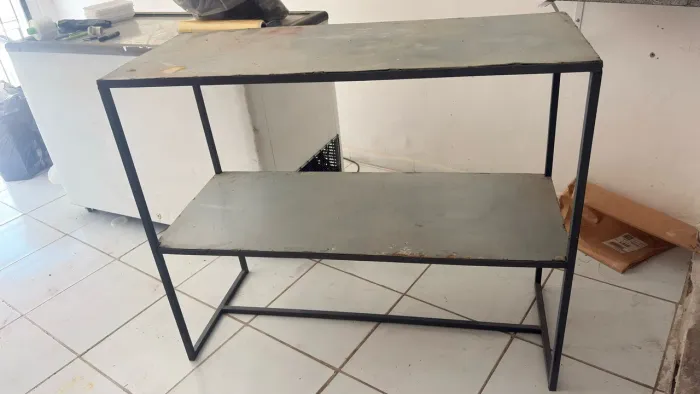 Mesa de ferro