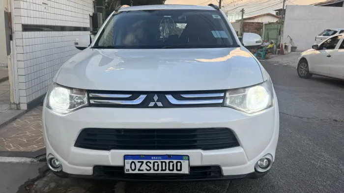 Mitsubishi Outlander 2.0 16V 160cv Aut. 2015