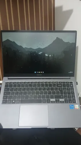 Notebook Galaxy book 4 i5- 1335U 16GB RAM 512SSD