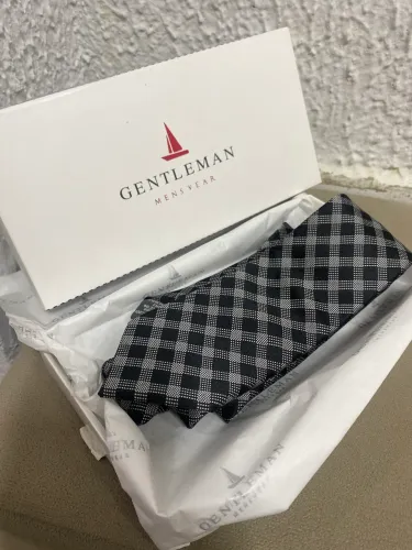 Gravata Nova Gentleman (na caixa)