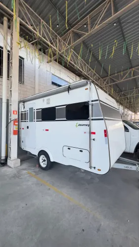 Trailer Motorhome Easy Trailers Journey 2024 | Placa Solar | Freio Elétrico | Seminovo