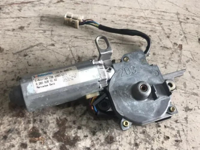 Motor Do Teto Solar Mercedes C180 2004