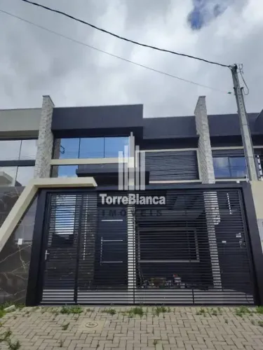 Sobrado de Alto Padrão à Venda com Ofurô e Área Gourmet
