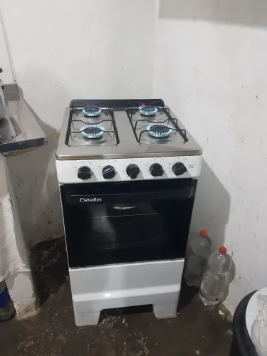 FOGÂO ESMALTEC R$200 00 EM GARANHUNS *