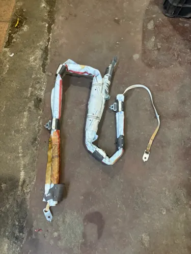 Cortina airbag teto lado direito Fiat Toro