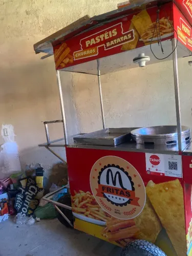 Carrinho de batata fritas *54
