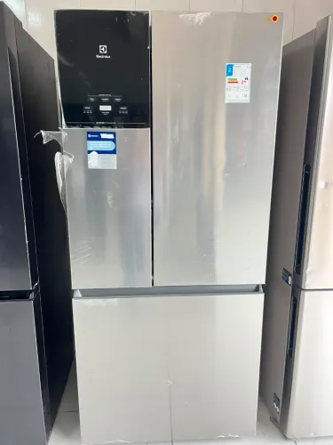 Geladeira nova salvada valor abaixo de.loja