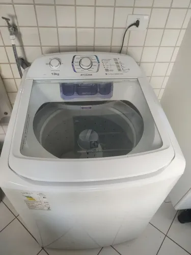 Máquina de lavar roupa Eletrolux 13 kg