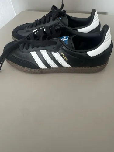 Tenis feminino Samba comprado nos USA - nunca usado