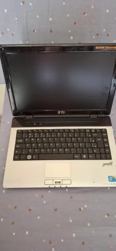 Vendo notebook STI IS 1413G