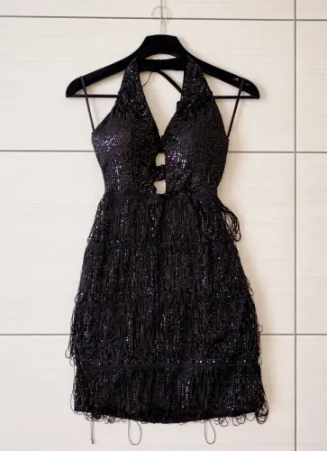 Vestido de festa paetê preto