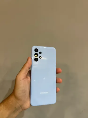 Samsung Galaxy A13 - 128GB | R$ 350