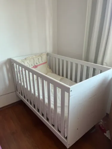Berço Infantil 3 em 1 Qmovi Usado Poucas vezes