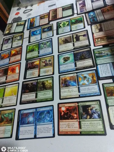 Kit de cartas MAGIC bem conservada 