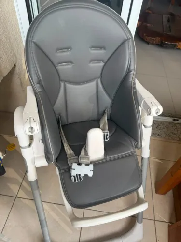 Cadeira de alimentação