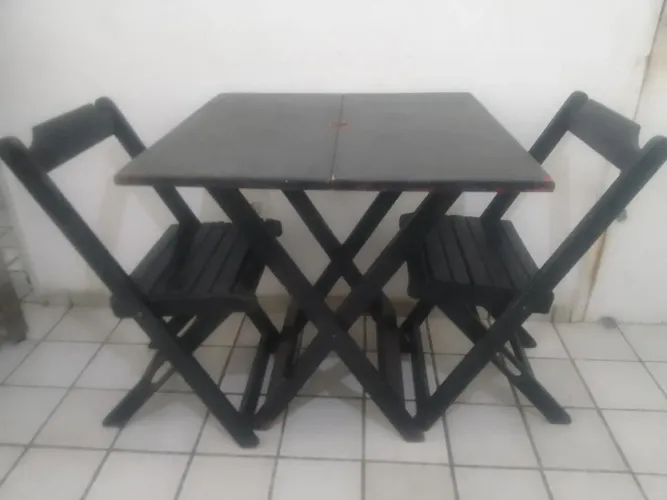 Conjunto Mesa com 2 Cadeiras Madeira