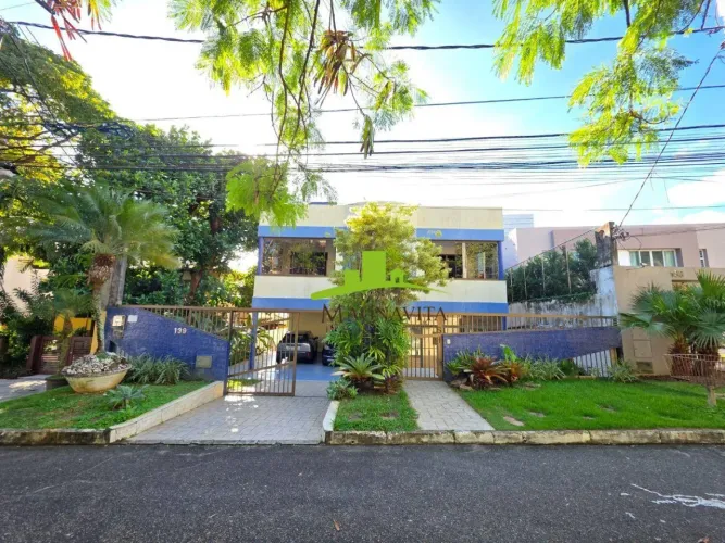 Casa Alto Padrão à Venda no Horto Florestal, Condomínio Quintas do Candeal, 4 Suítes + Gab