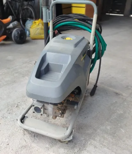 Lavadora Profissional Kärcher HD 6/15