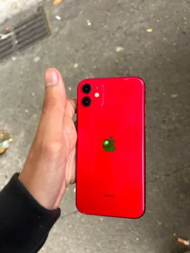 iPhone 11