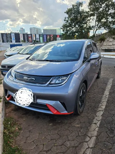 BYD Dolphin EV (Elétrico) 2025