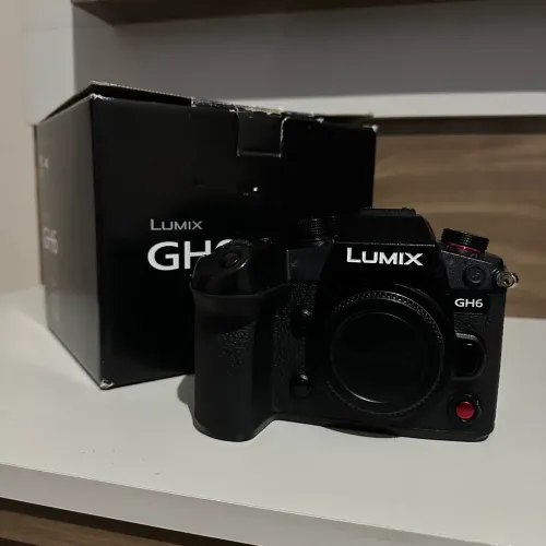 Lumix GH6 + Cage