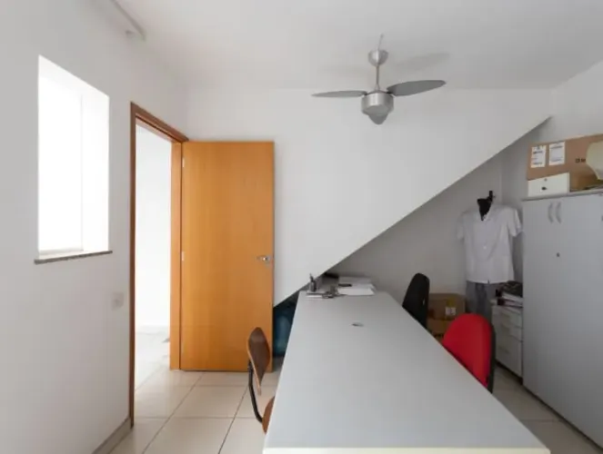 Sobreloja na Avenida Doutor Guilherme Dumont Vilares, 964 - Sala 1, 2 e 3 75 m²