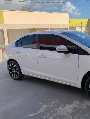 Honda Civic Sedan LXR 2.0 Flexone 16V Aut. 4P 2016