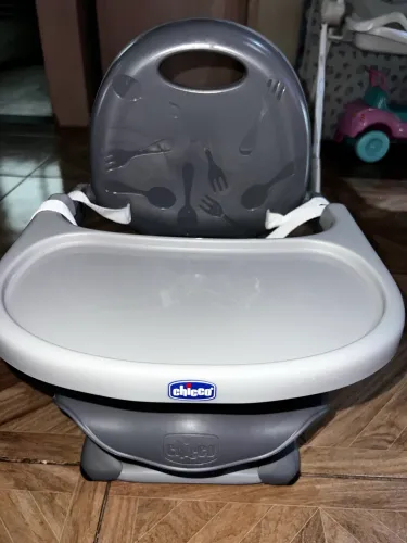 Cadeira de alimentação 