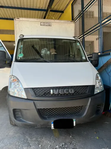 Iveco Daily Chassi 35s14 3.0 16V Diesel Mec. (e5) 2014