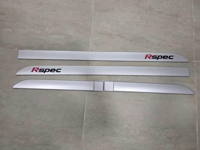 Friso de porta borrachão HB20 Rspec