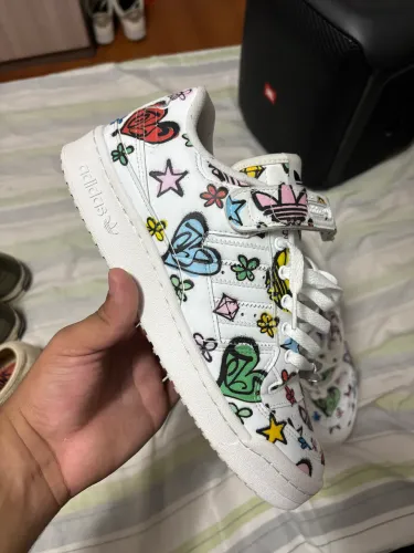 Tenis adidas forum low Jeremy Scott
