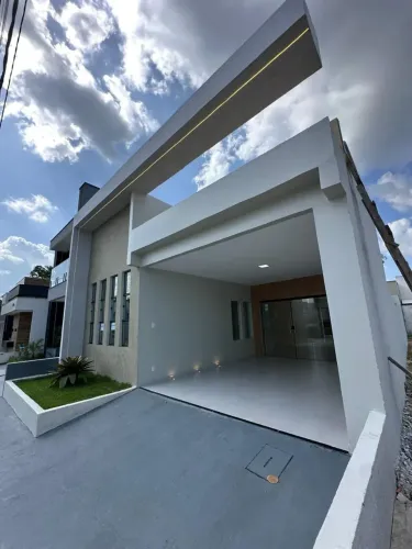 CASA NO PORTO MARINA DE 3 SUÍTES, 112 METROS É 4 BANHEIROS