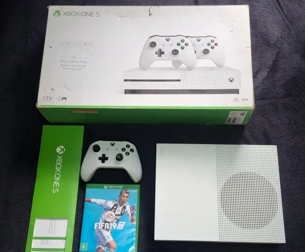 Xbox One S 1TB