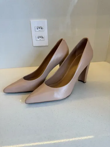 Scarpin Nude Couro Arezzo