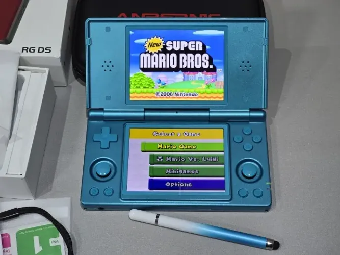 Console Anbernic RG DS Azul + case original + películas + cartão SanDisk 64GB