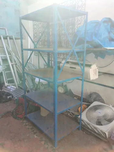Estante de ferro usada
