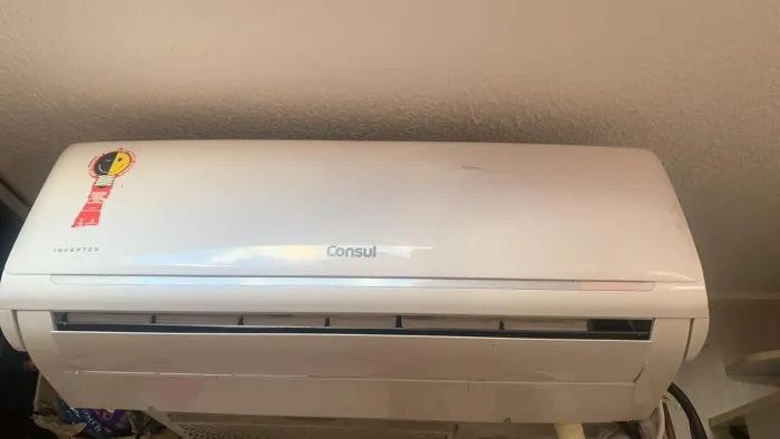 Vendo split 9.500btus (220v)