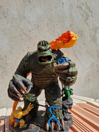 Diorama Marvel Legends Quarteto-Fantástico Vs Homem-Topeira (MASTERWORKS)