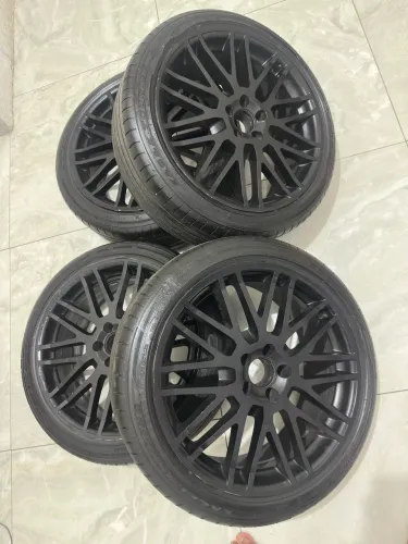 Jogo Rodas Aro 18 Preto Fosco + Pneus Goodyear Novos | Estilo BMW M3/BBS