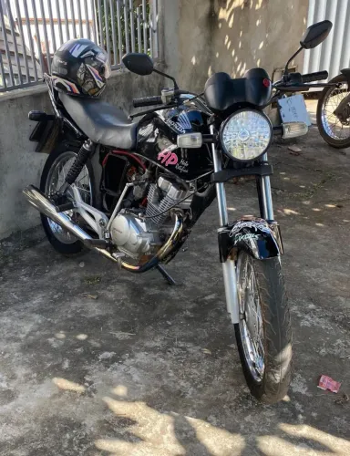 Vende se Titan 150 2008 ks 